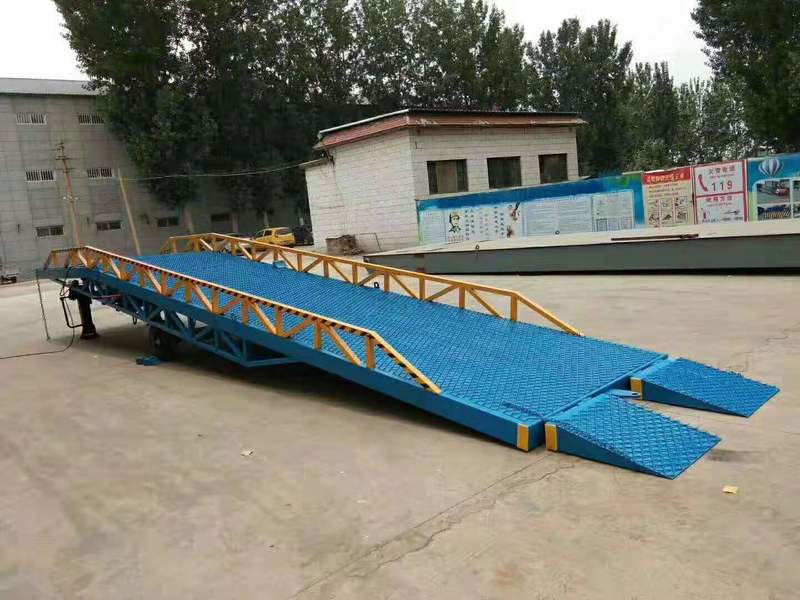 三门峡电动液压登车桥